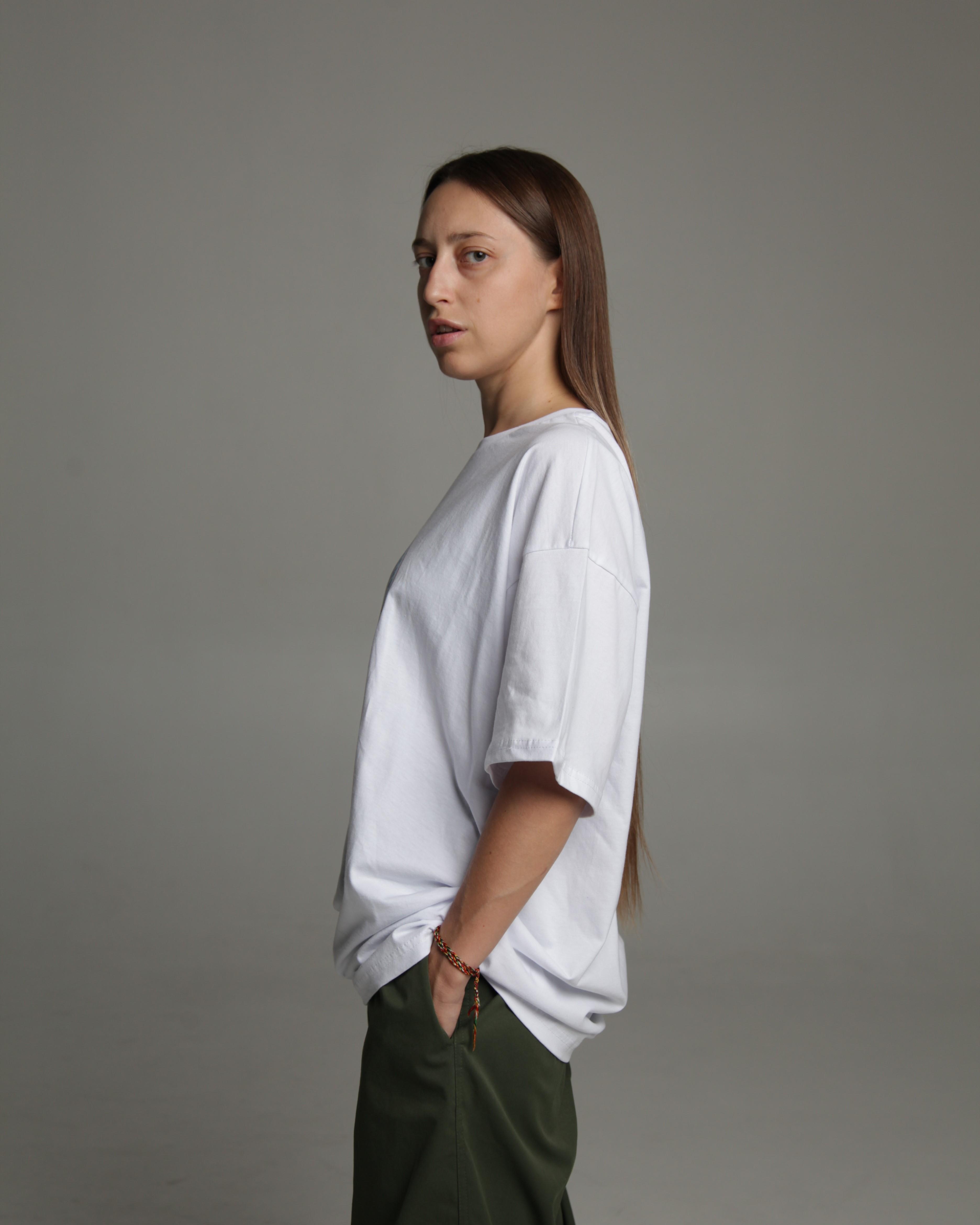 Белая футболка Amazonica